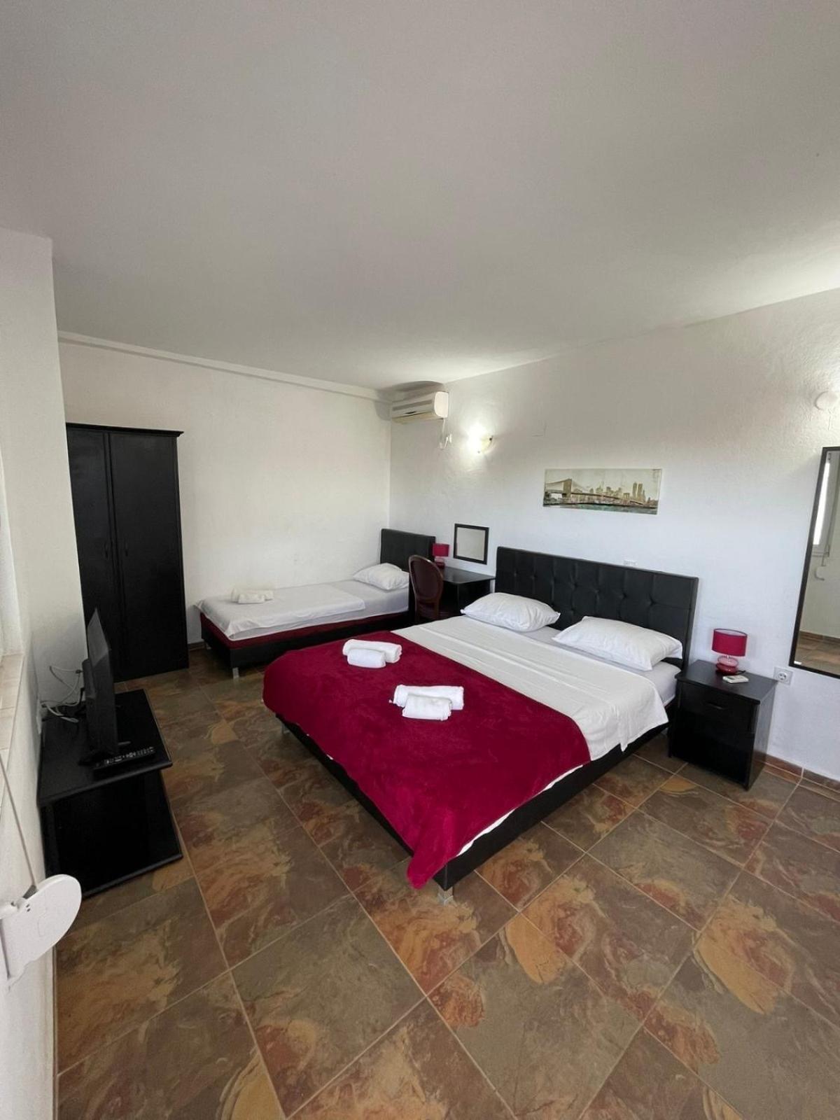 Lux Sereno Village Ulcinj Szoba fotó