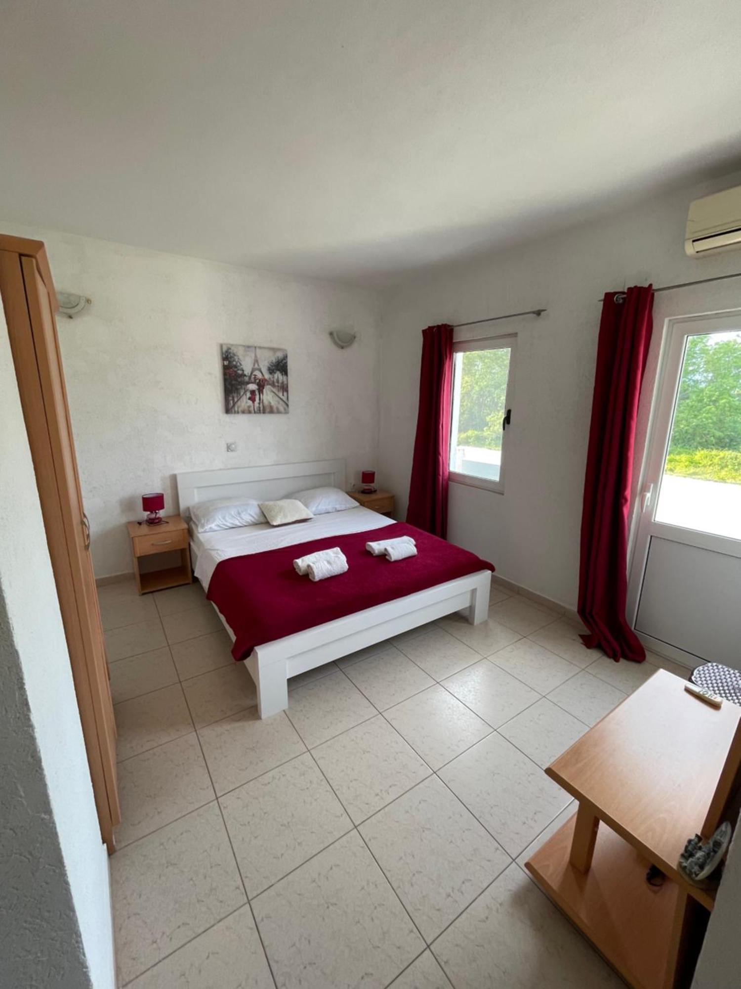 Lux Sereno Village Ulcinj Szoba fotó